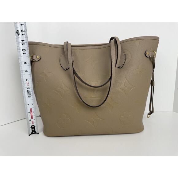 Louis Vuitton Empreinte Monogram Giant Neverfull MM Tourterelle - Picture 12 of 16